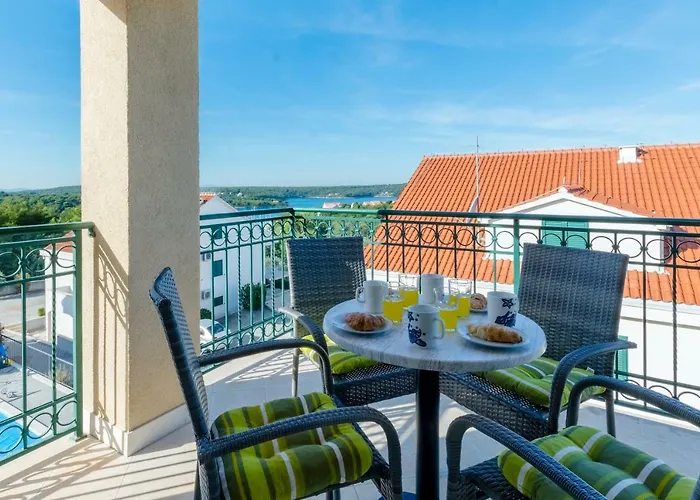 Mimoza アパート *